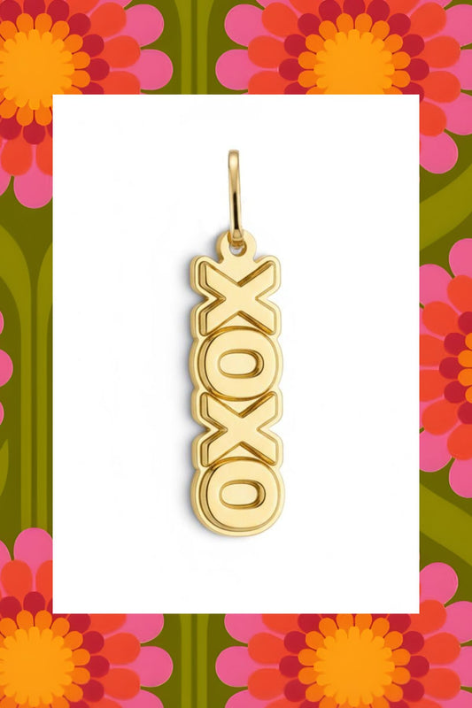 XOXO neckpiece